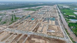 Tiến độ xây dựng Vinhomes Hóc Môn cuối tháng 8/2026 khu vực đường nội khu